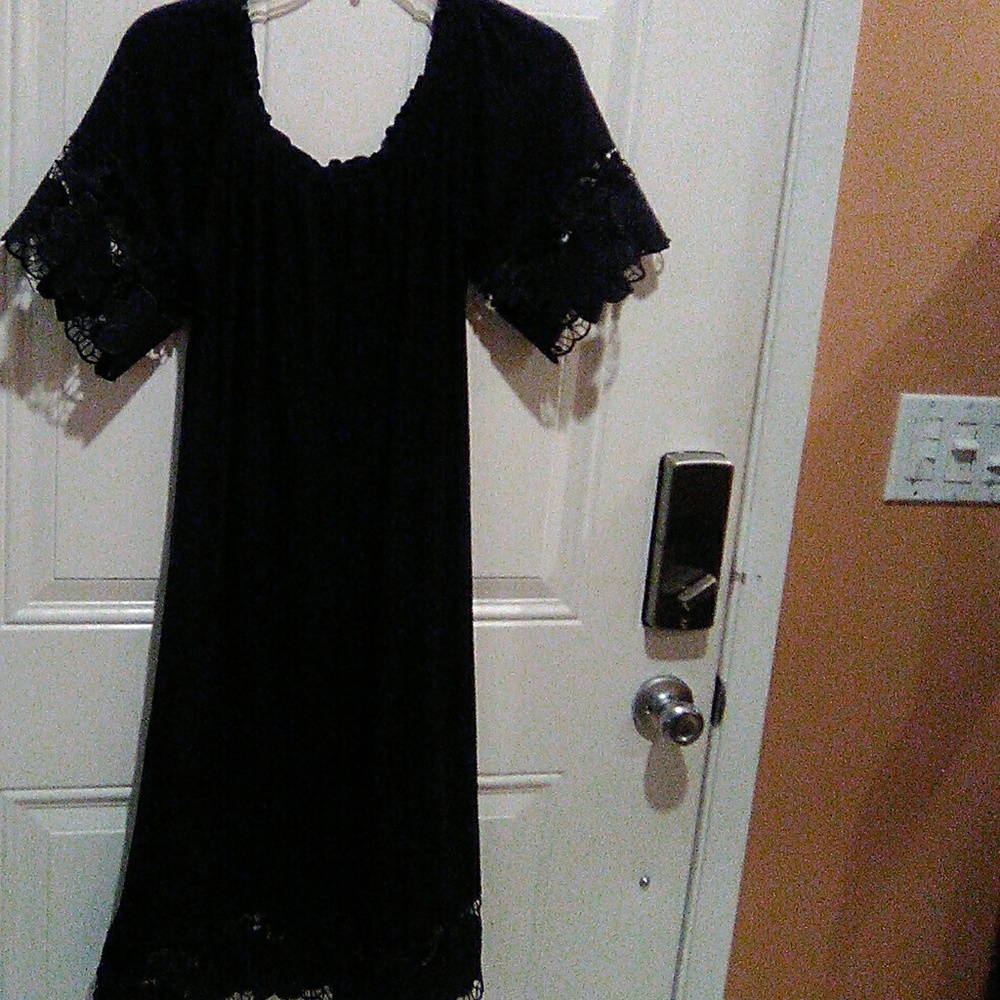 Dress - Picture 2 of 6